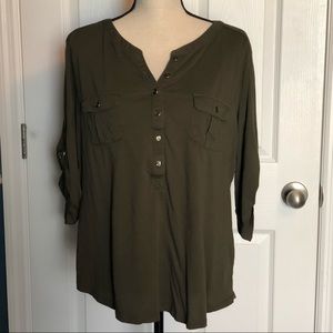 NWOT  New York & Company 3/4 Sleeve (Olive)